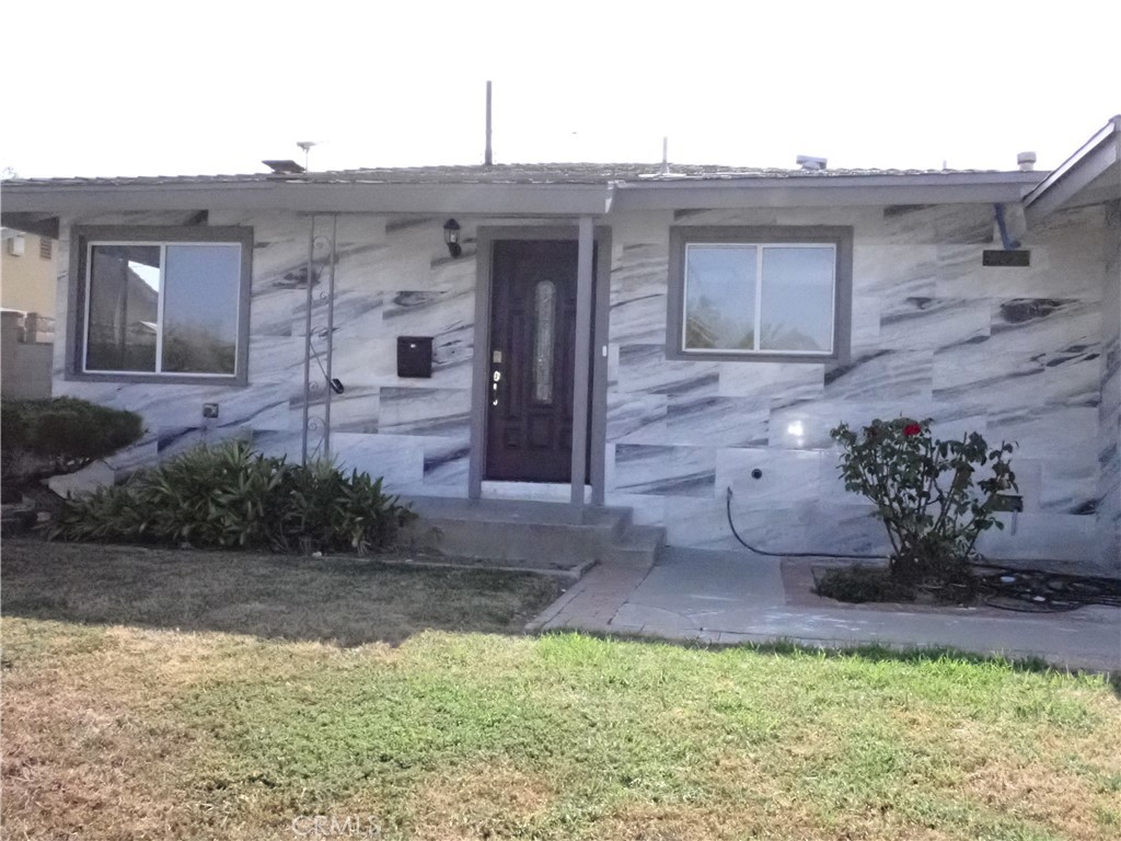 16561 Monroe Lane