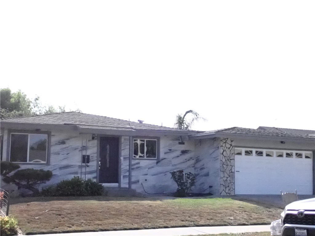 16561 Monroe Lane