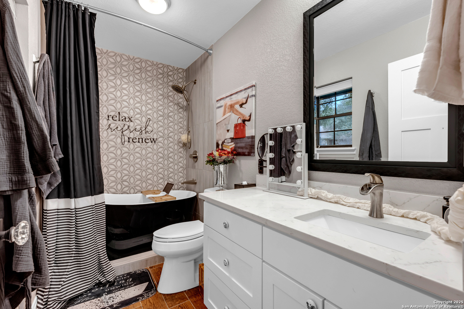 211 Elm Lodge Dr