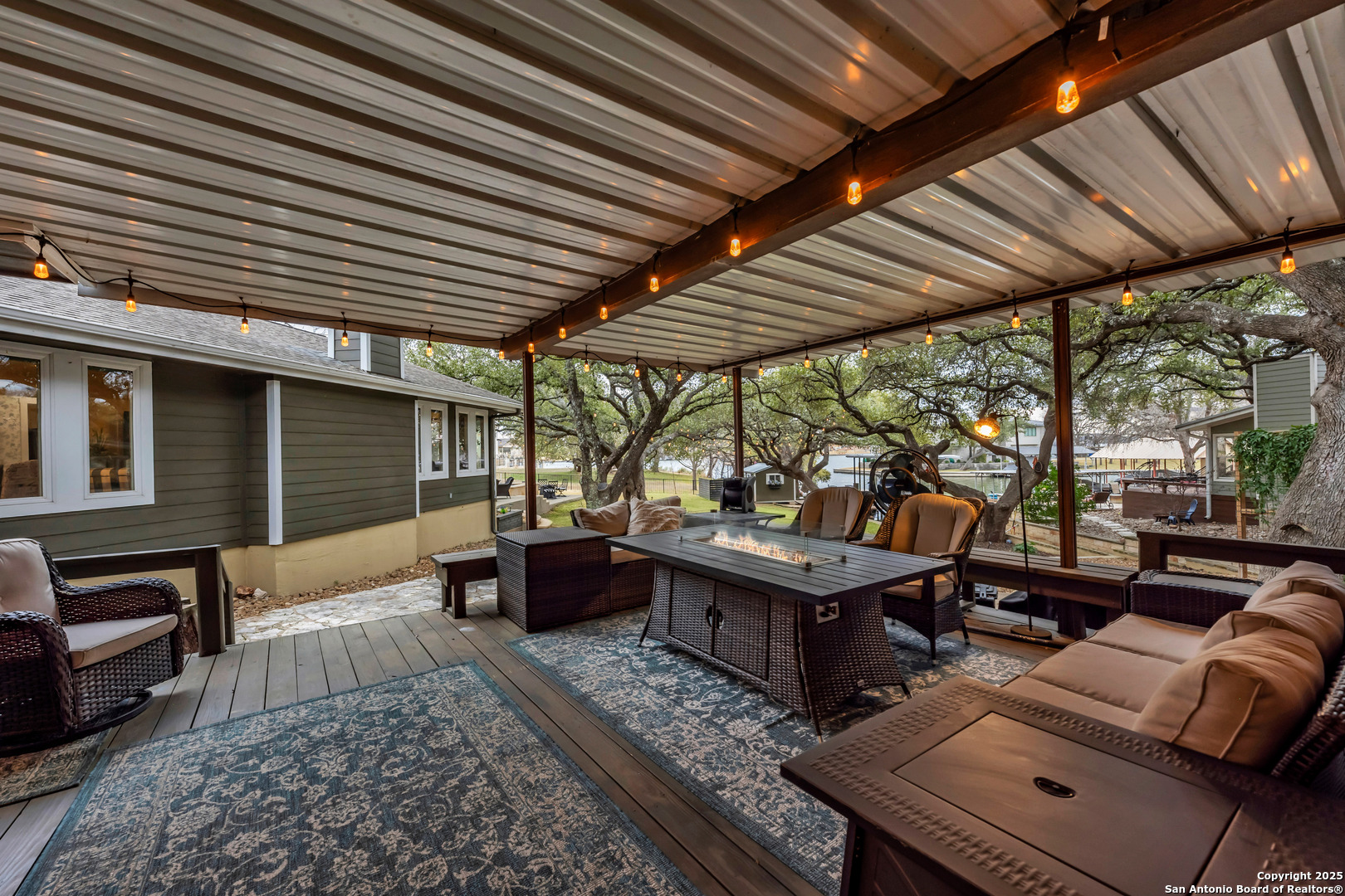 211 Elm Lodge Dr