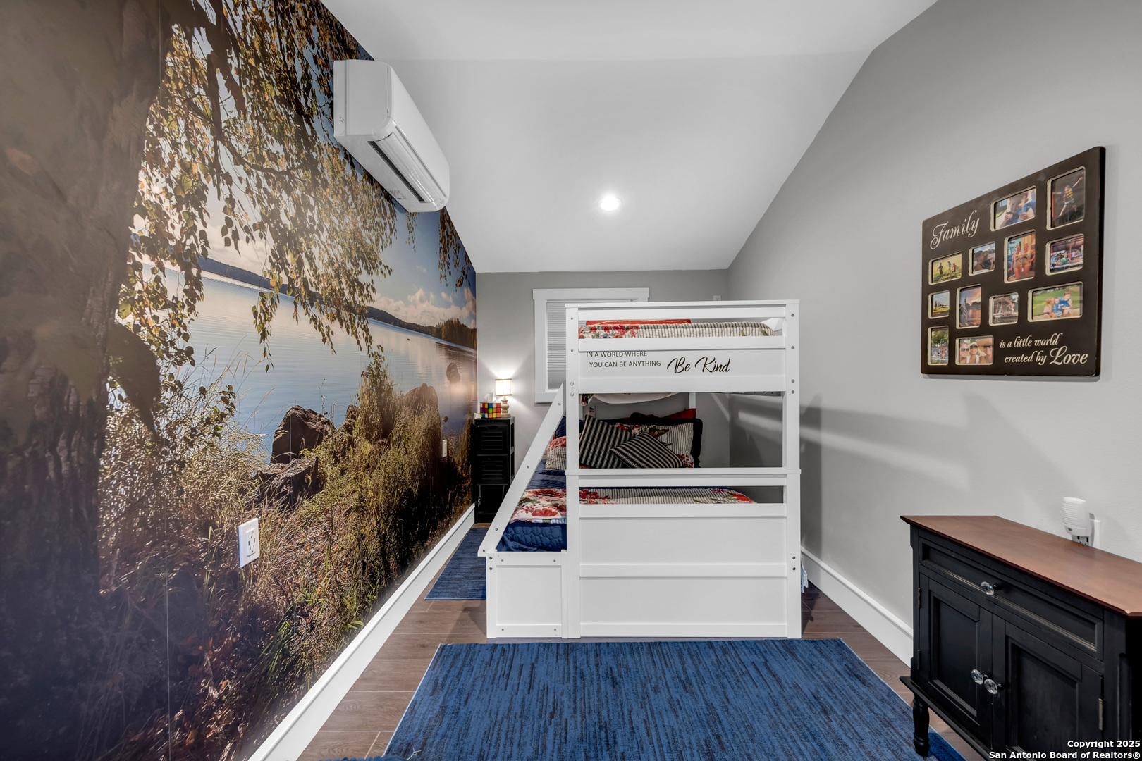 211 Elm Lodge Dr