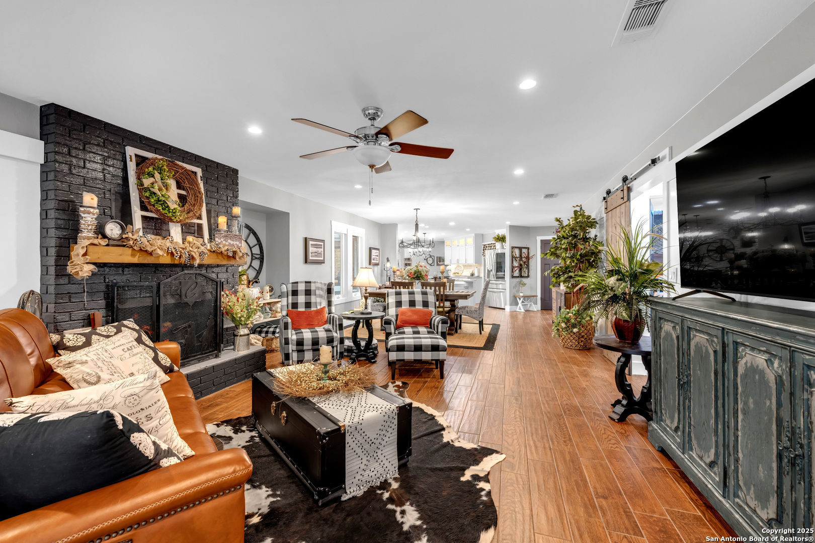 211 Elm Lodge Dr