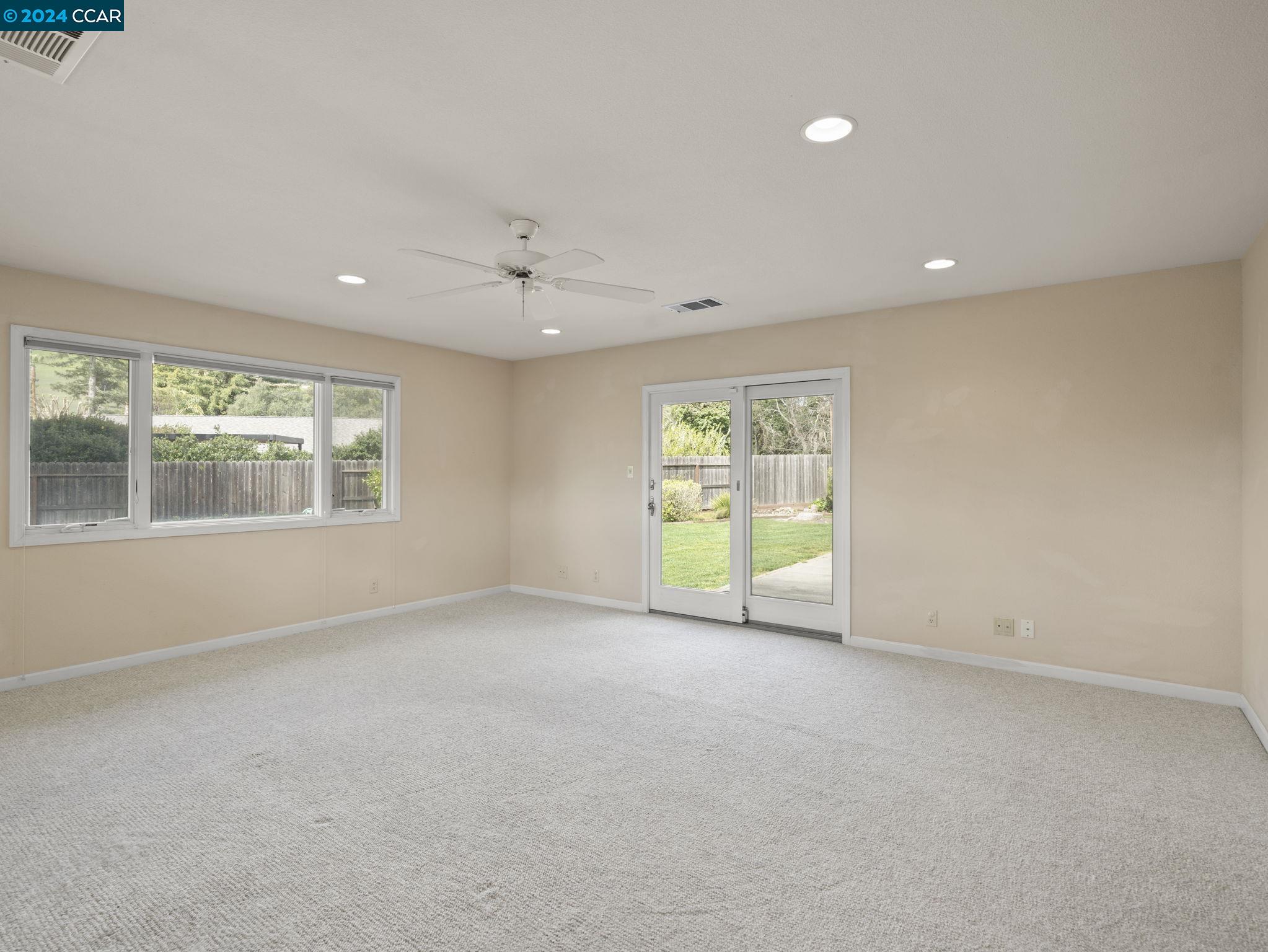 403 Calle Del Caballo St