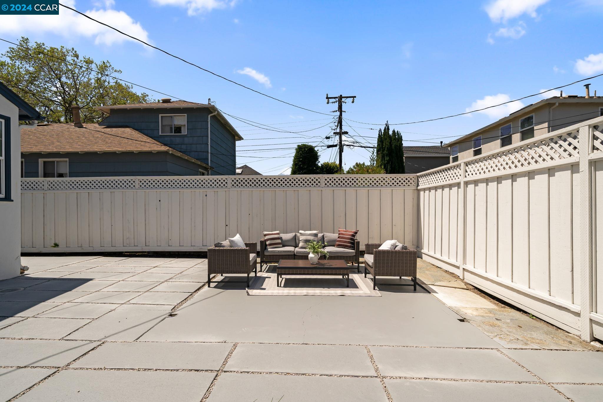 811 Sunnybrae Blvd