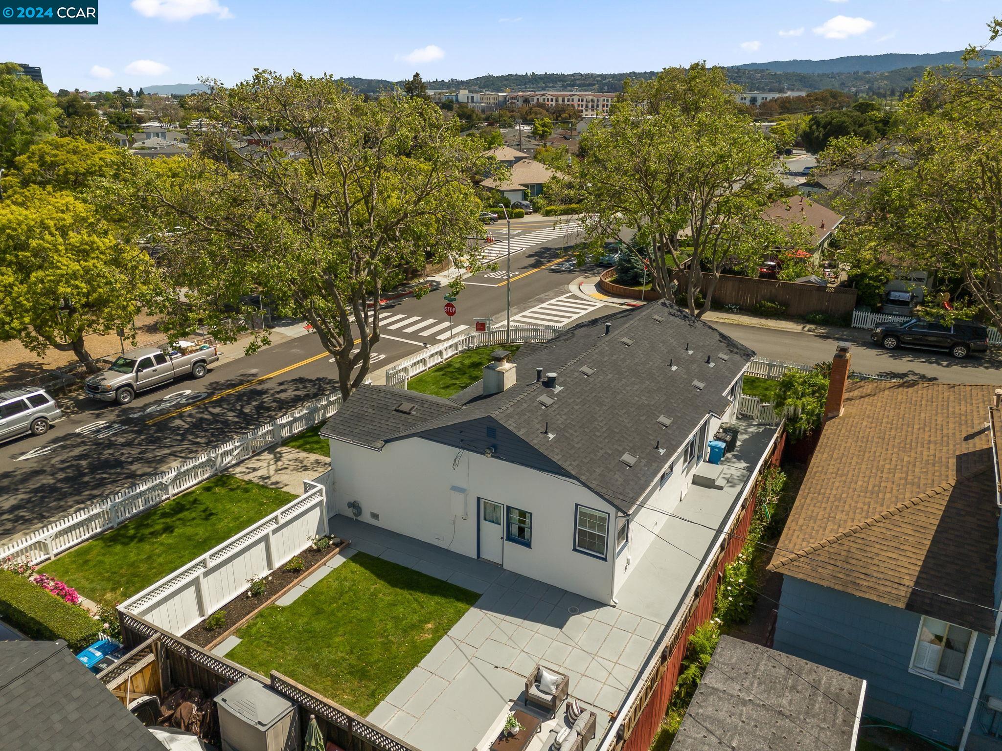 811 Sunnybrae Blvd