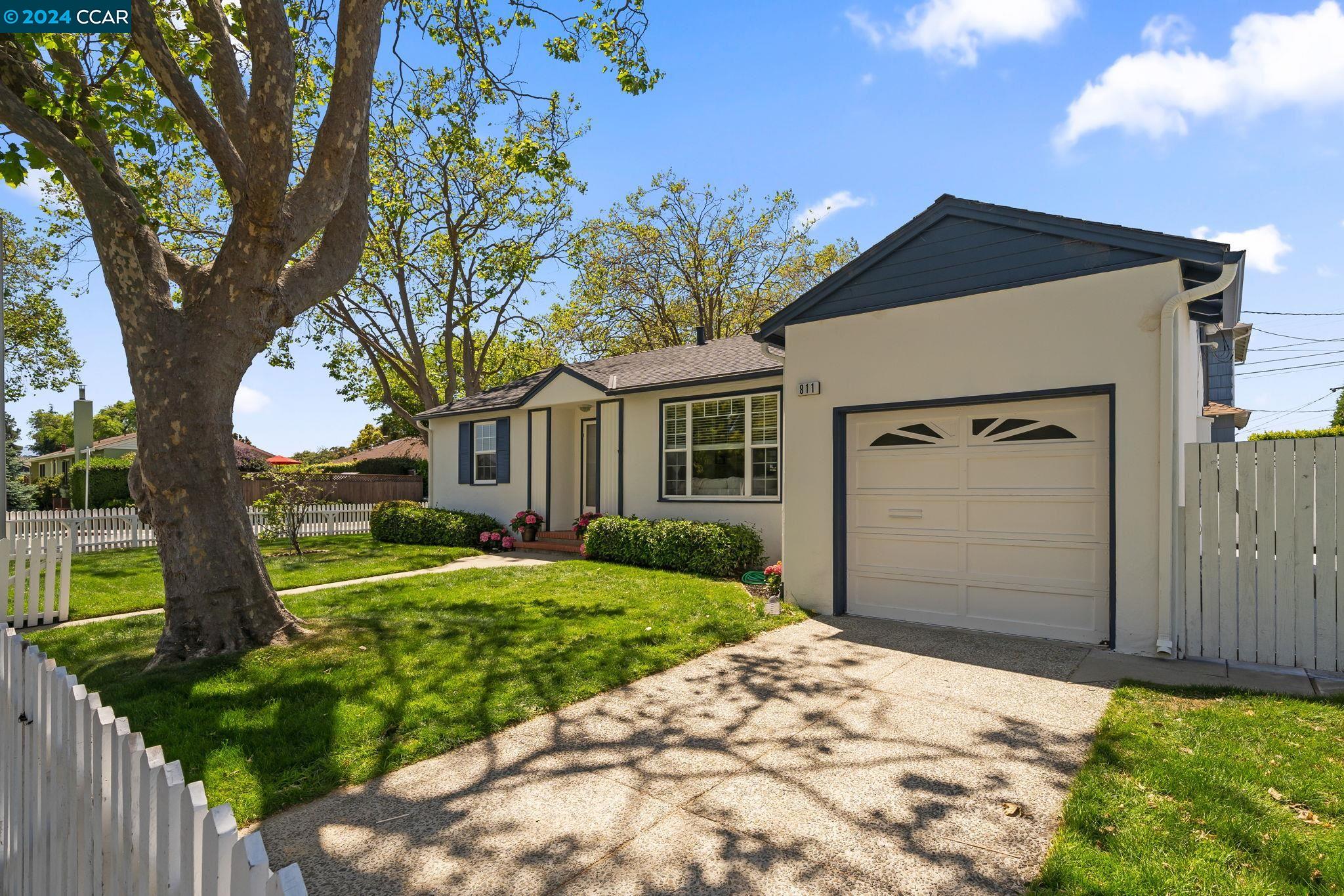 811 Sunnybrae Blvd