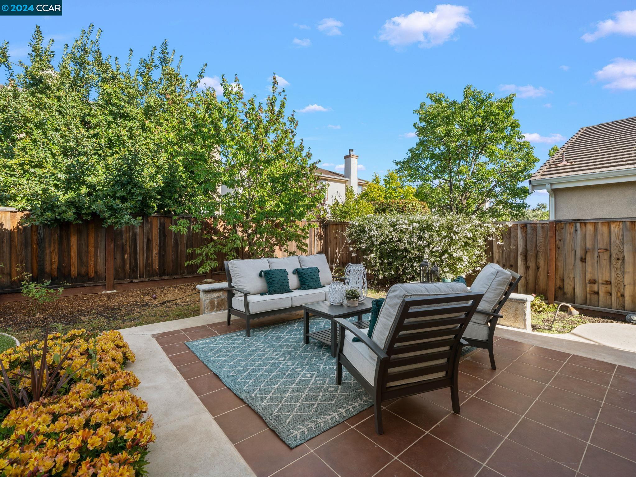 10 Anthurium Ct
