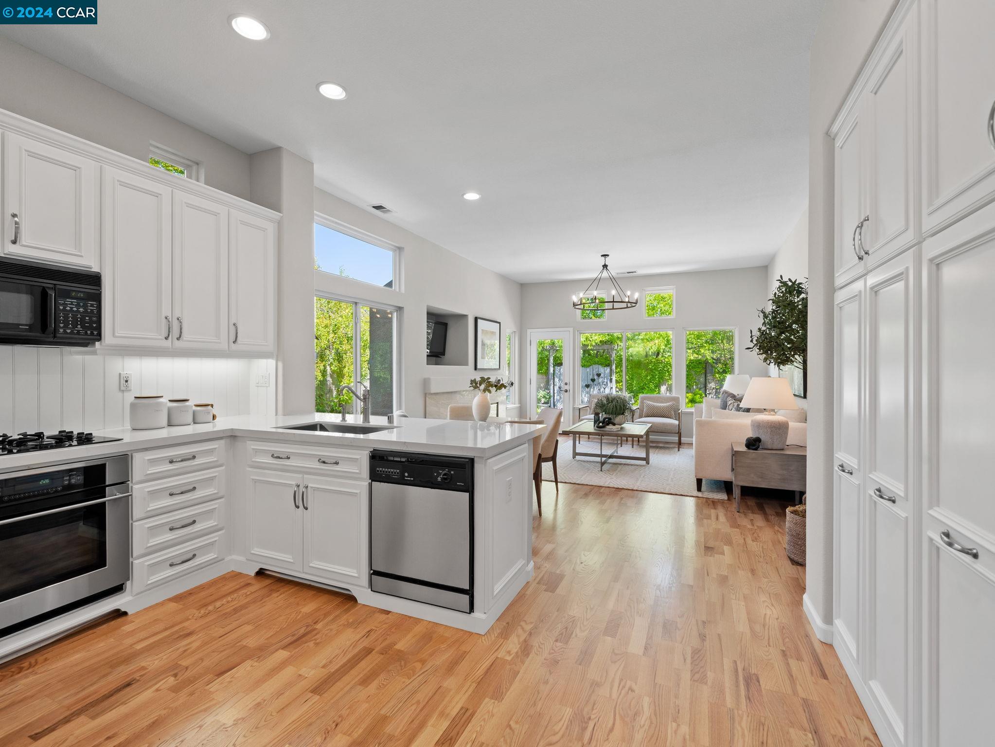 174 Blackstone Dr