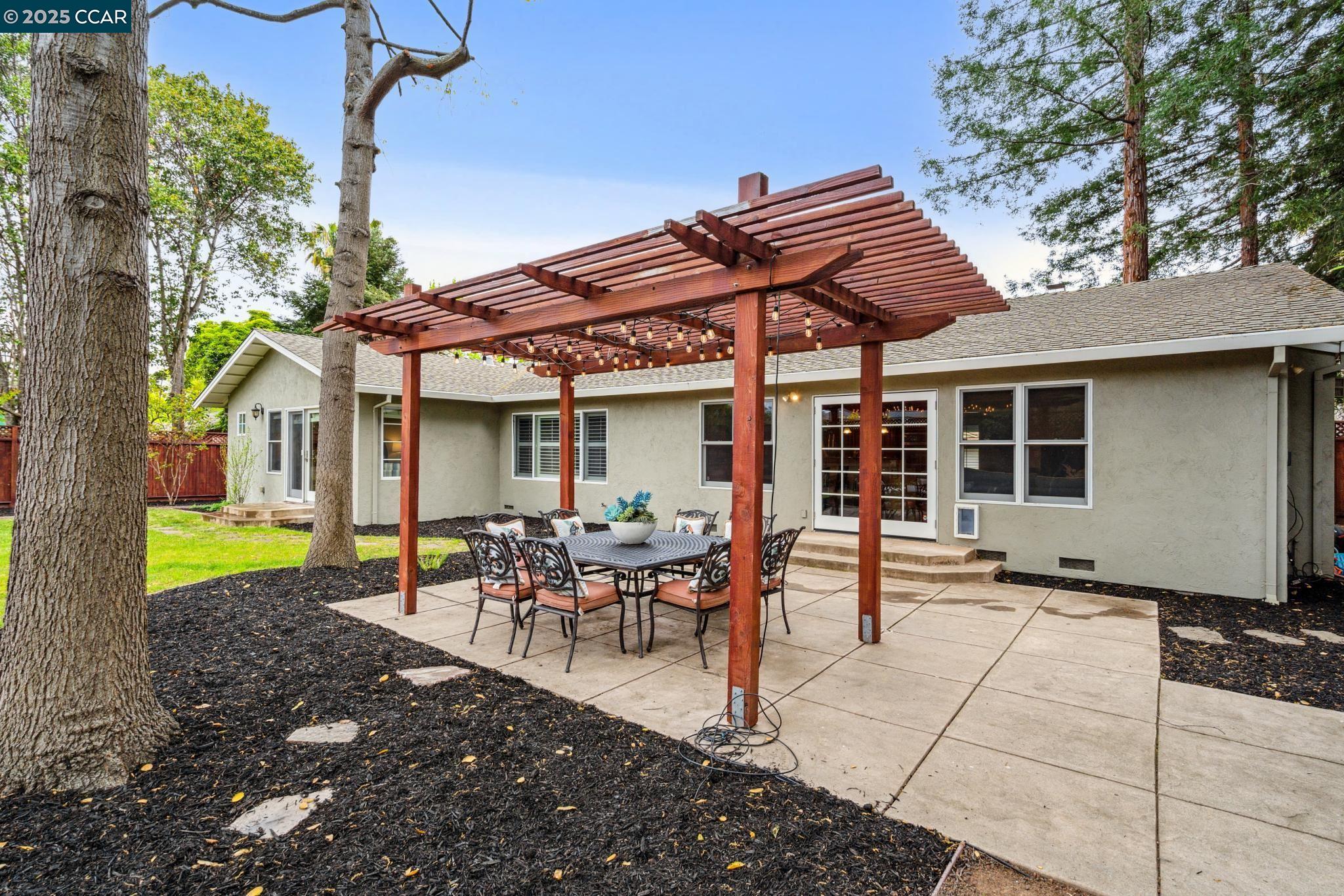 3117 Bowling Green Dr