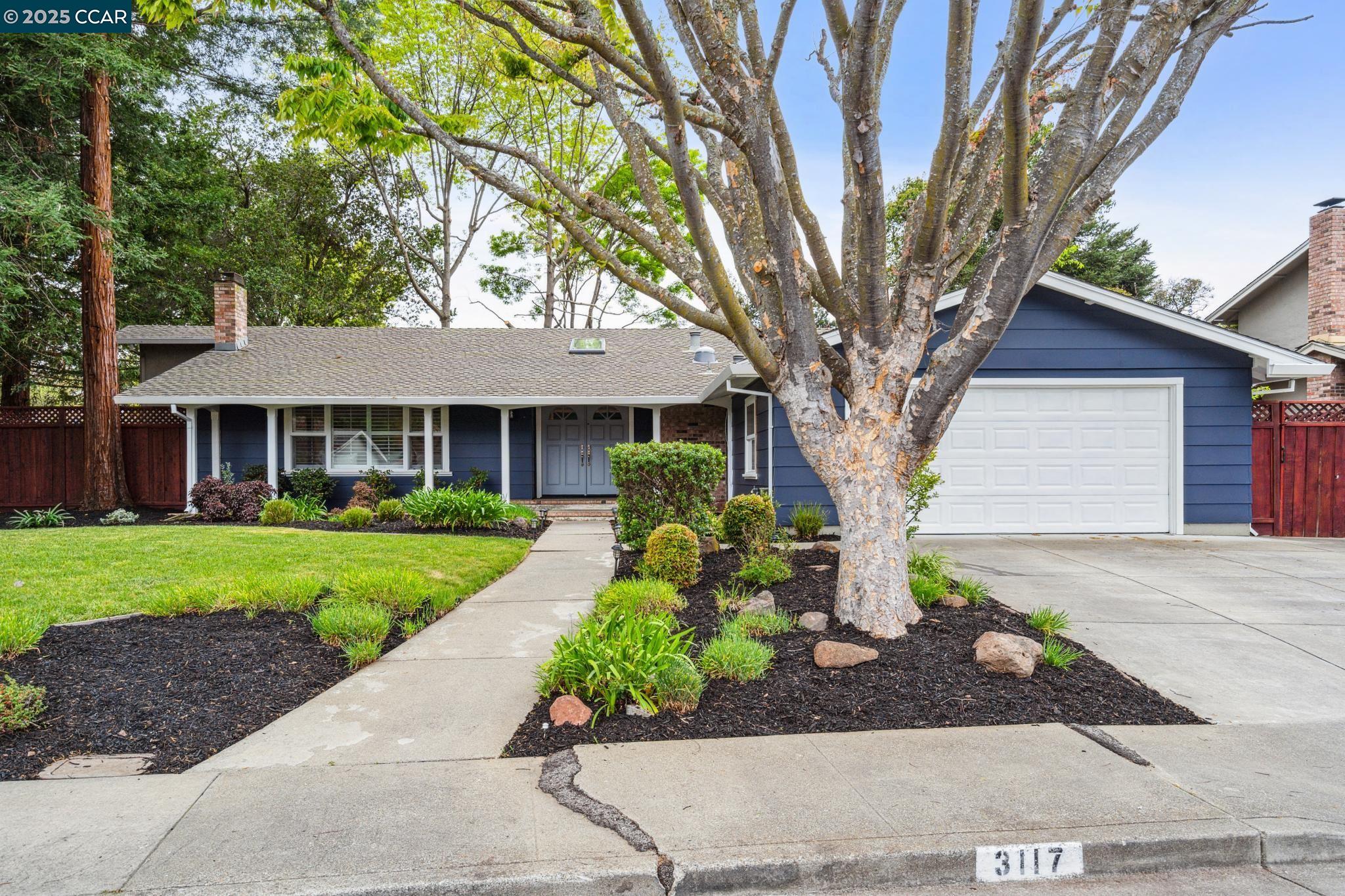 3117 Bowling Green Dr