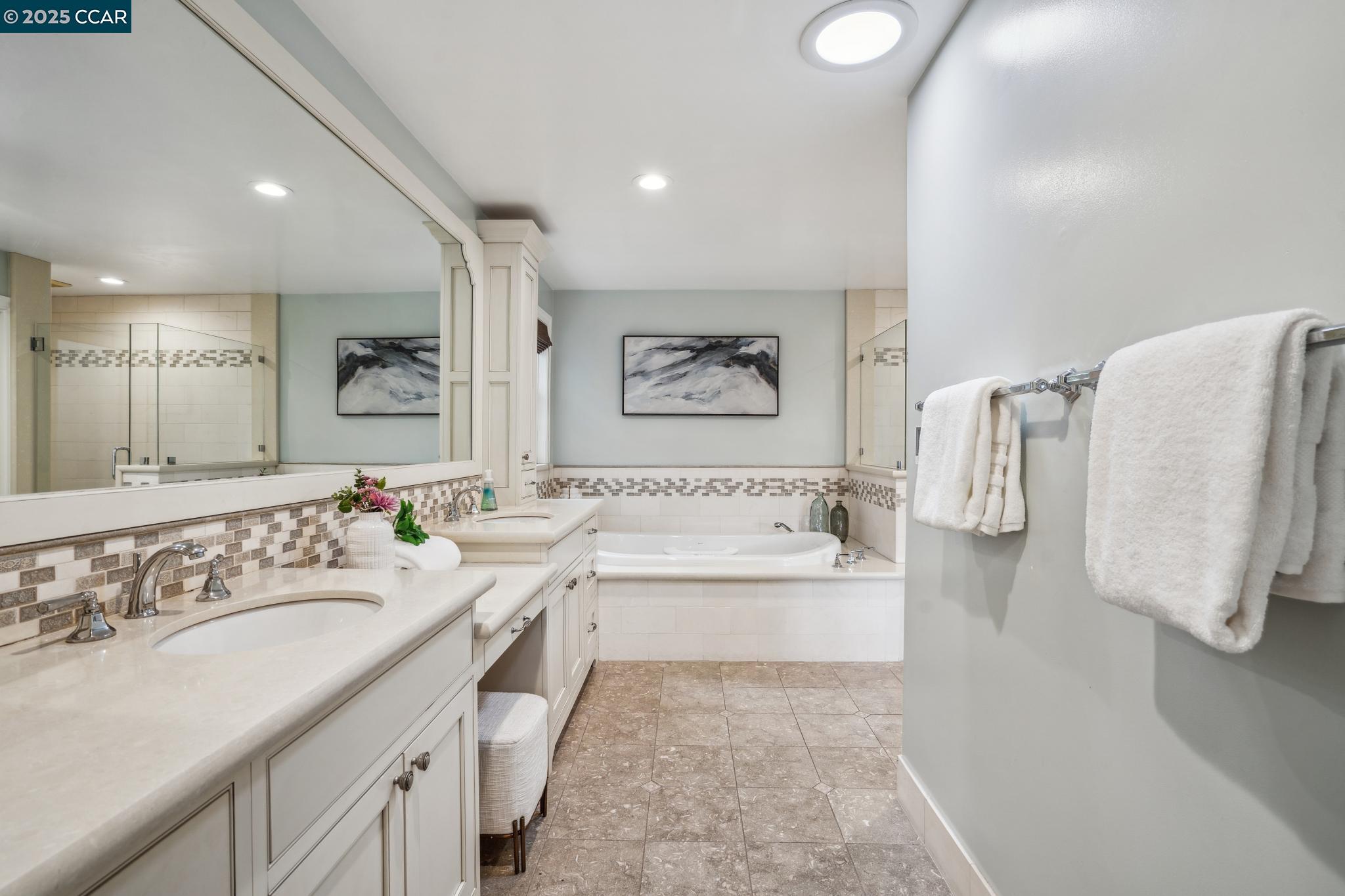 3117 Bowling Green Dr