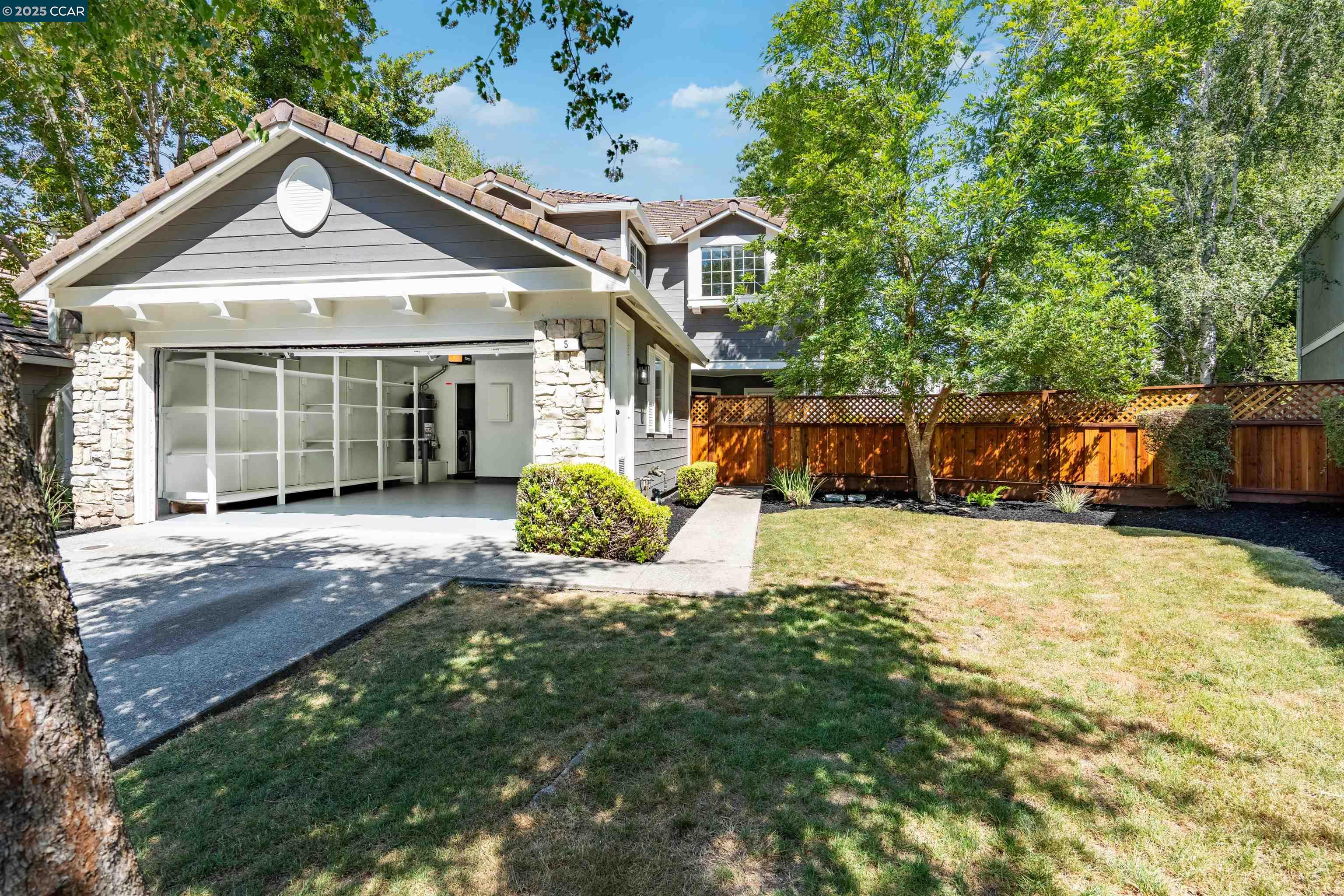 5 Stuart Place