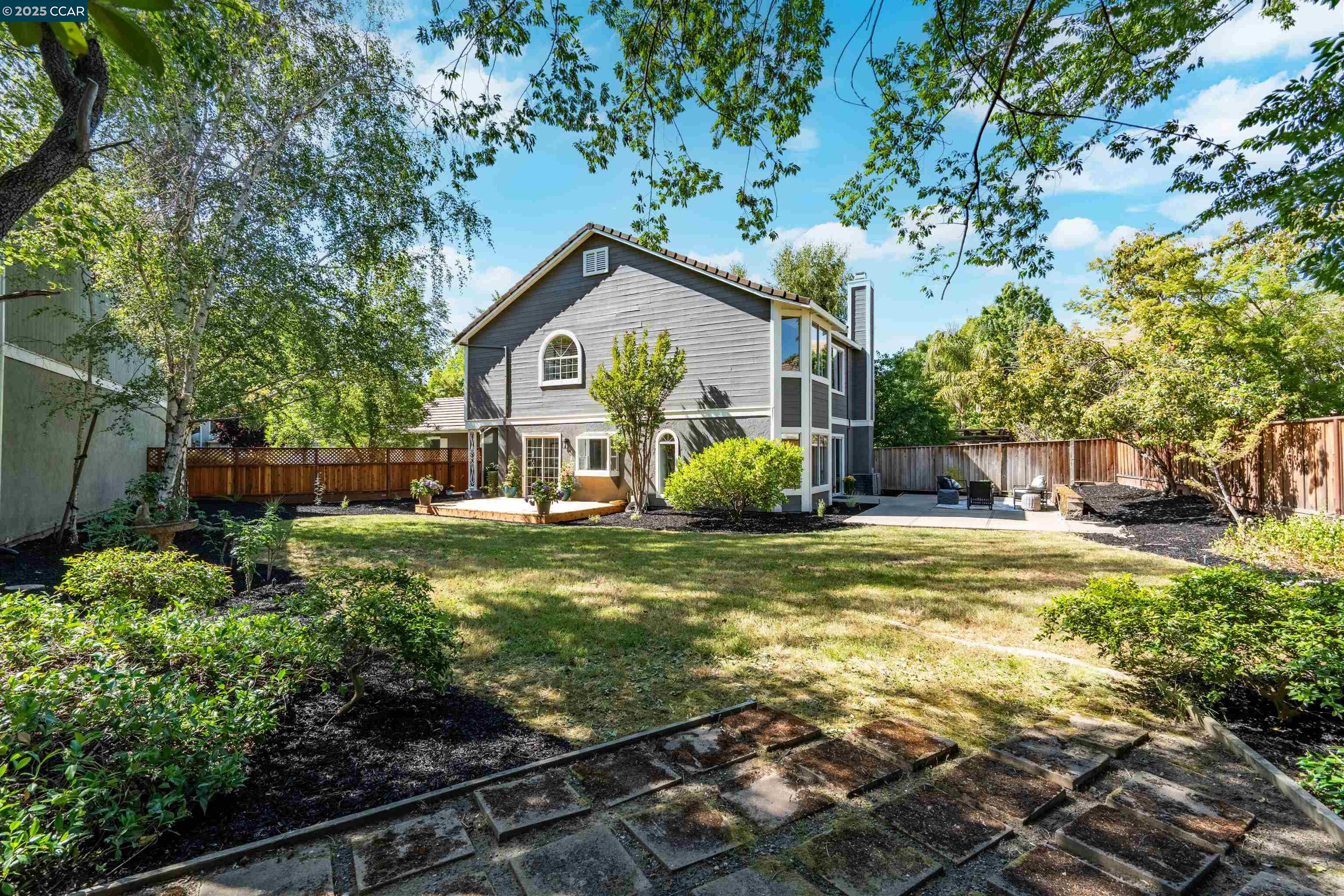 5 Stuart Place