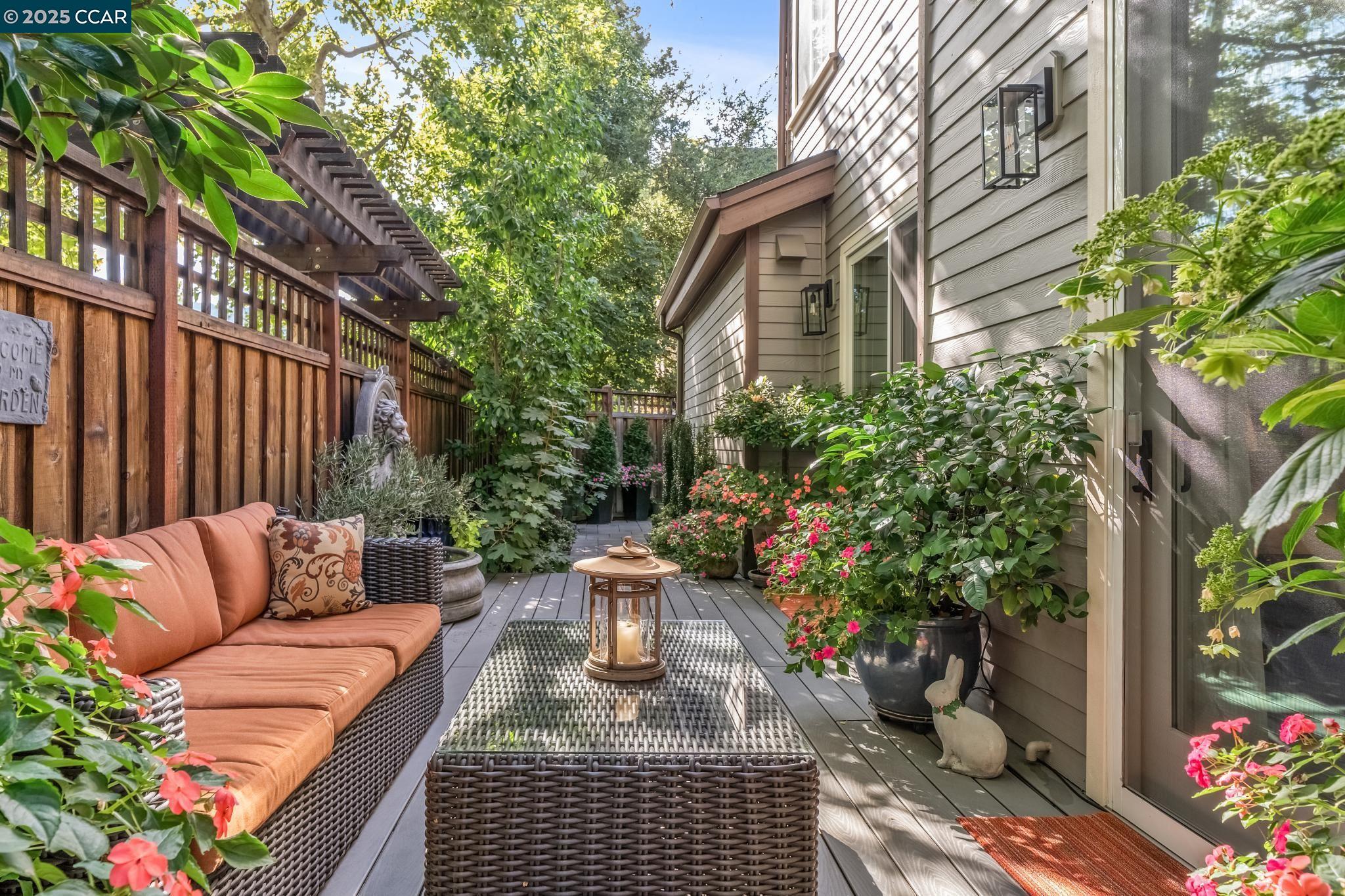 1003 River Rock Ln