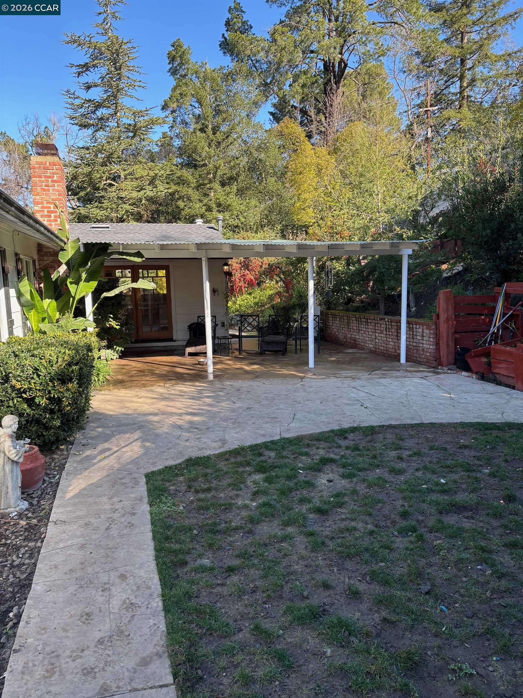 40 Oak Knoll Loop
