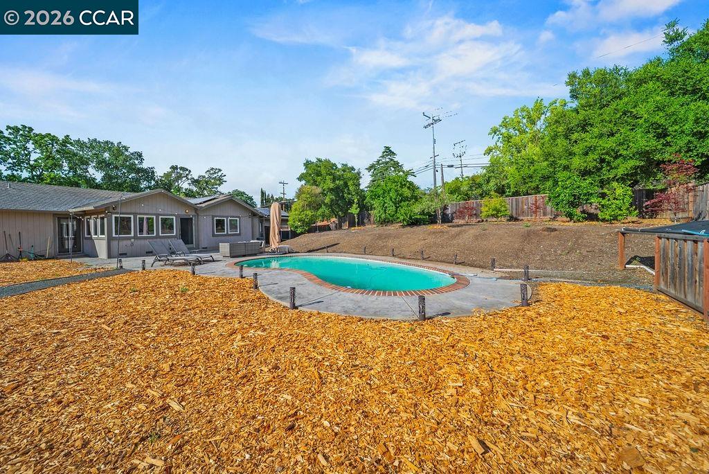 2000 Norris Rd