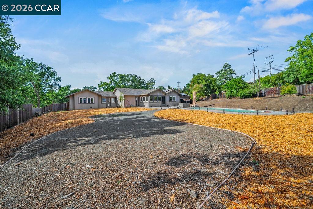 2000 Norris Rd