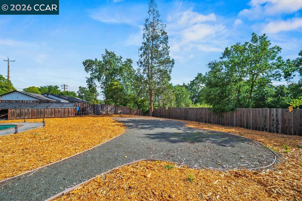 2000 Norris Rd