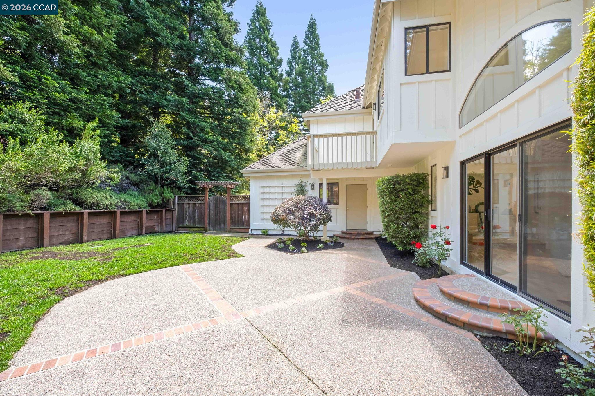 4249 Golden Oak Ct