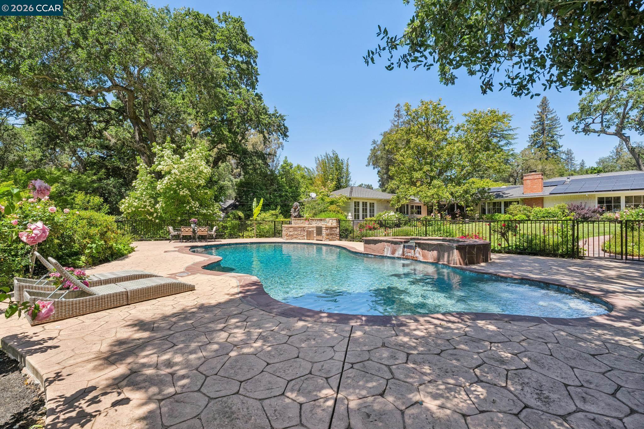 1720 Alameda Diablo