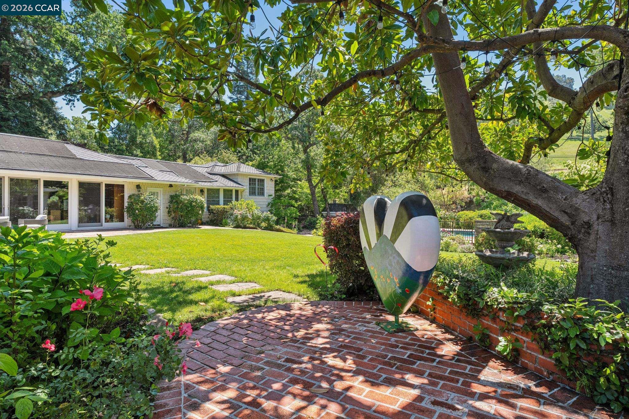 1720 Alameda Diablo