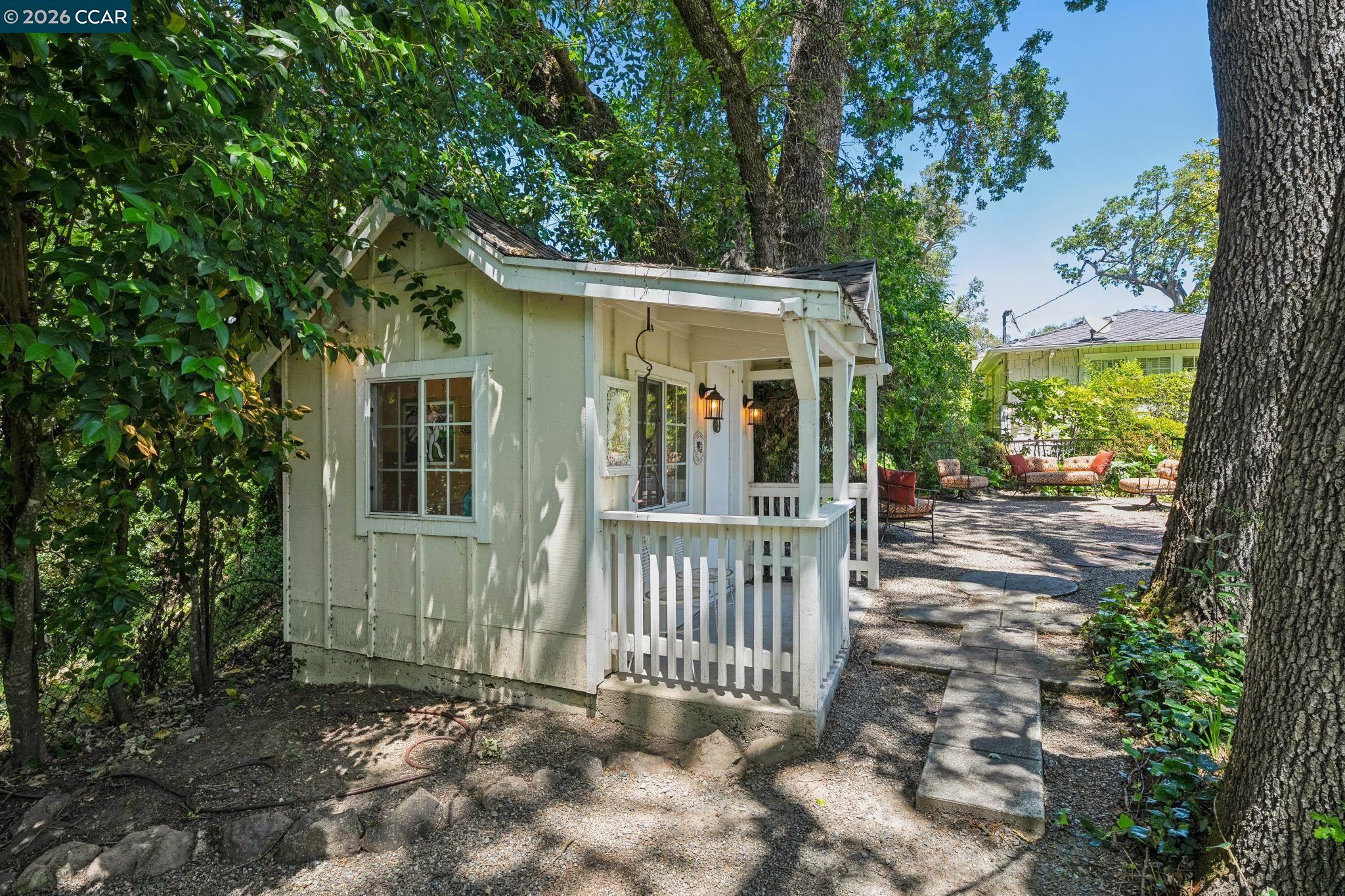 1720 Alameda Diablo