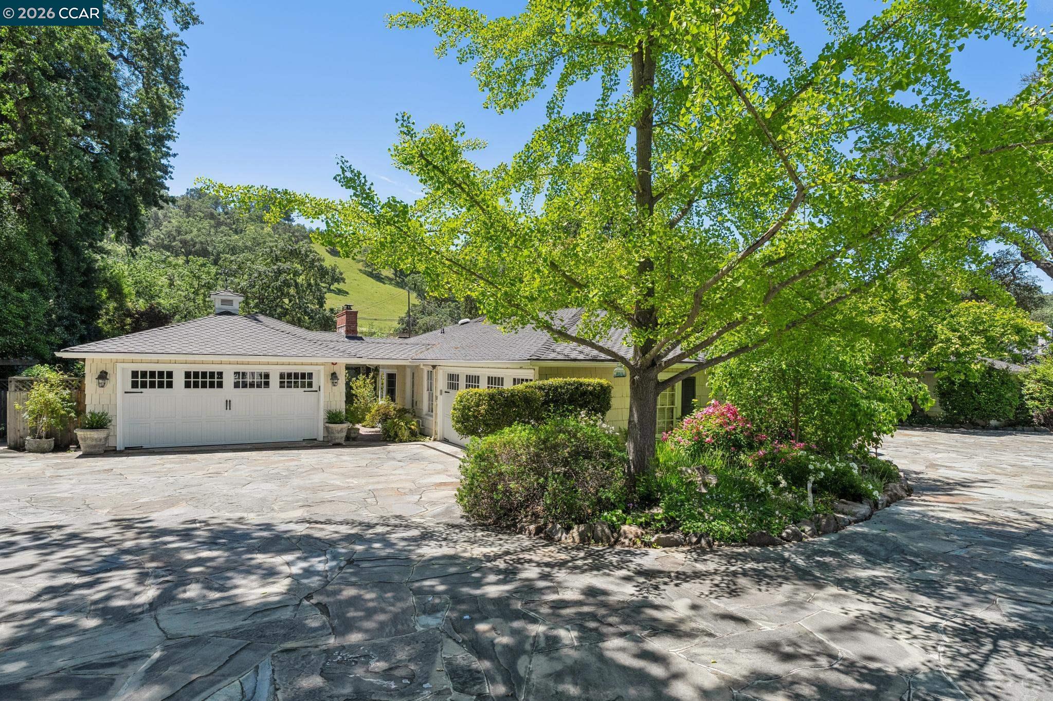 1720 Alameda Diablo