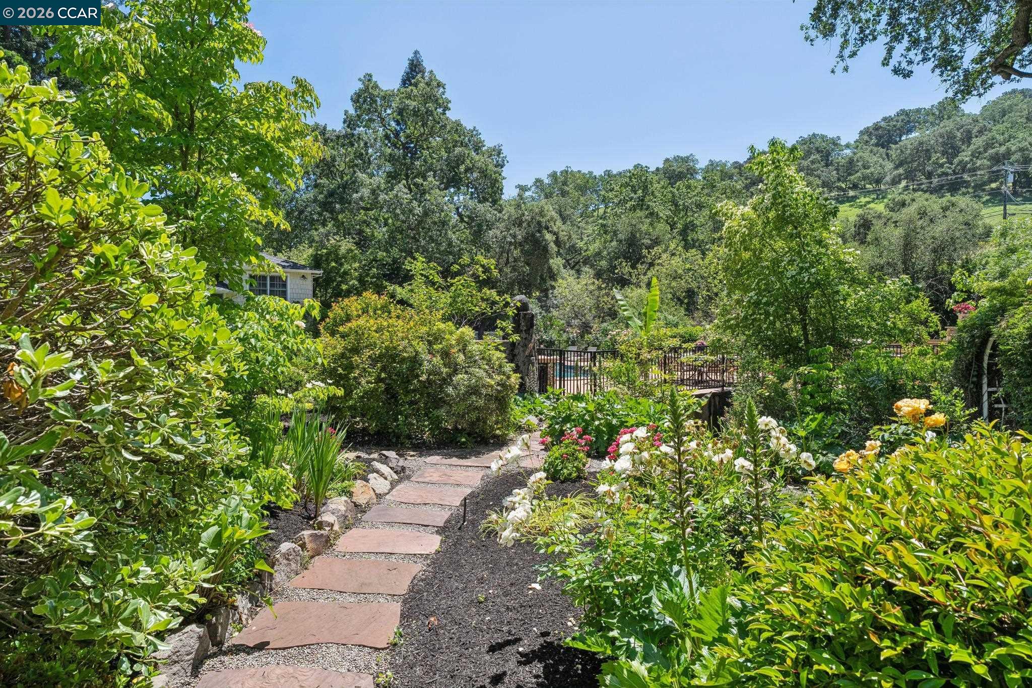 1720 Alameda Diablo