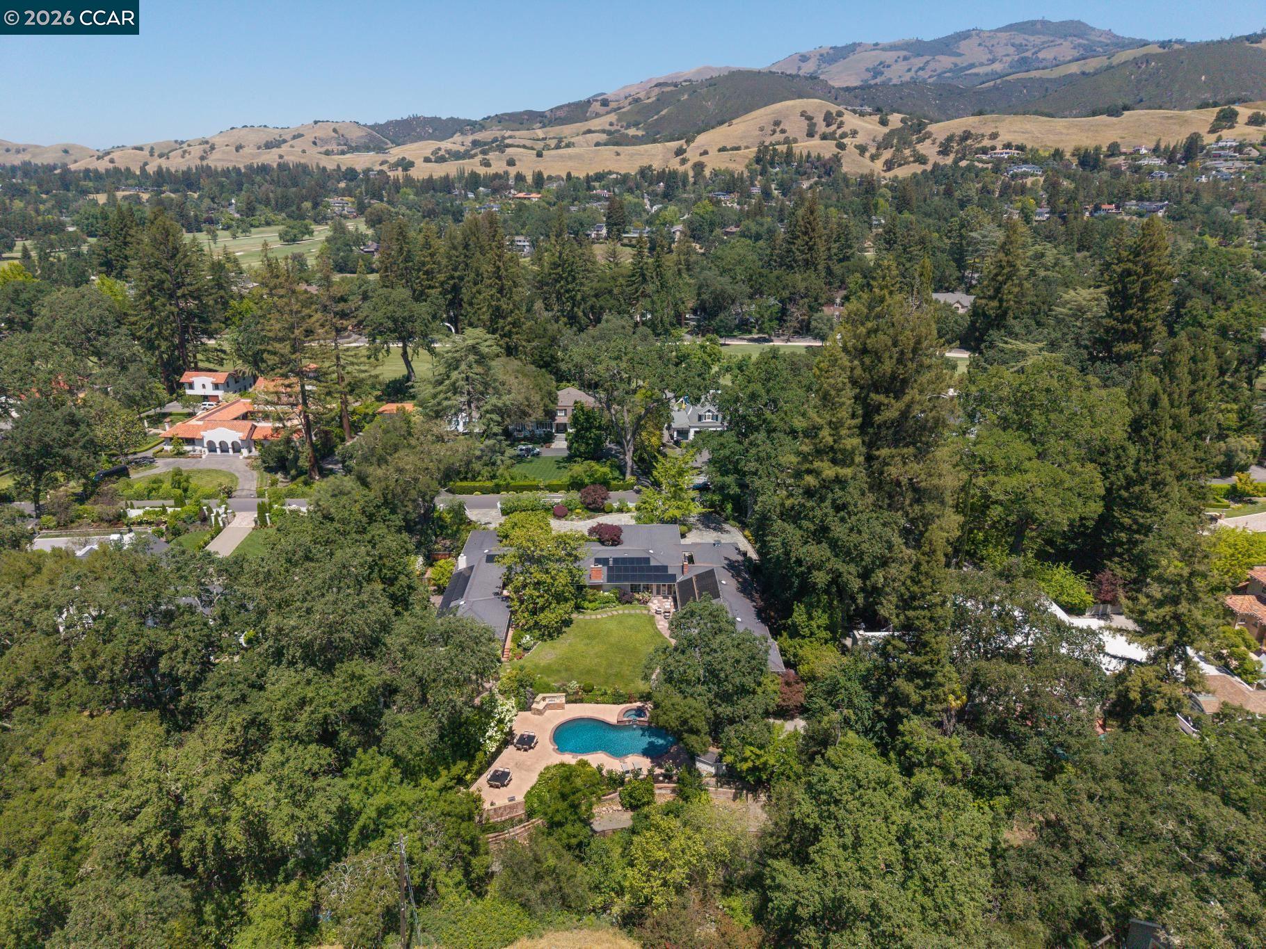 1720 Alameda Diablo