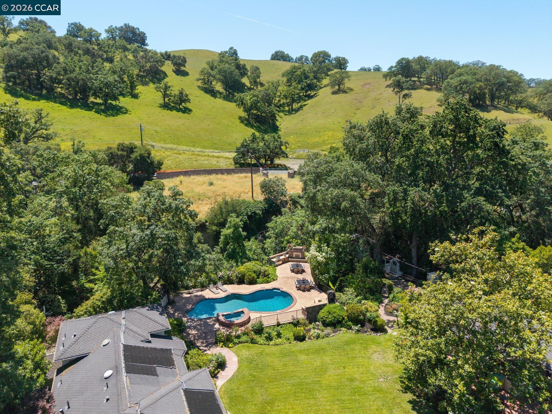 1720 Alameda Diablo