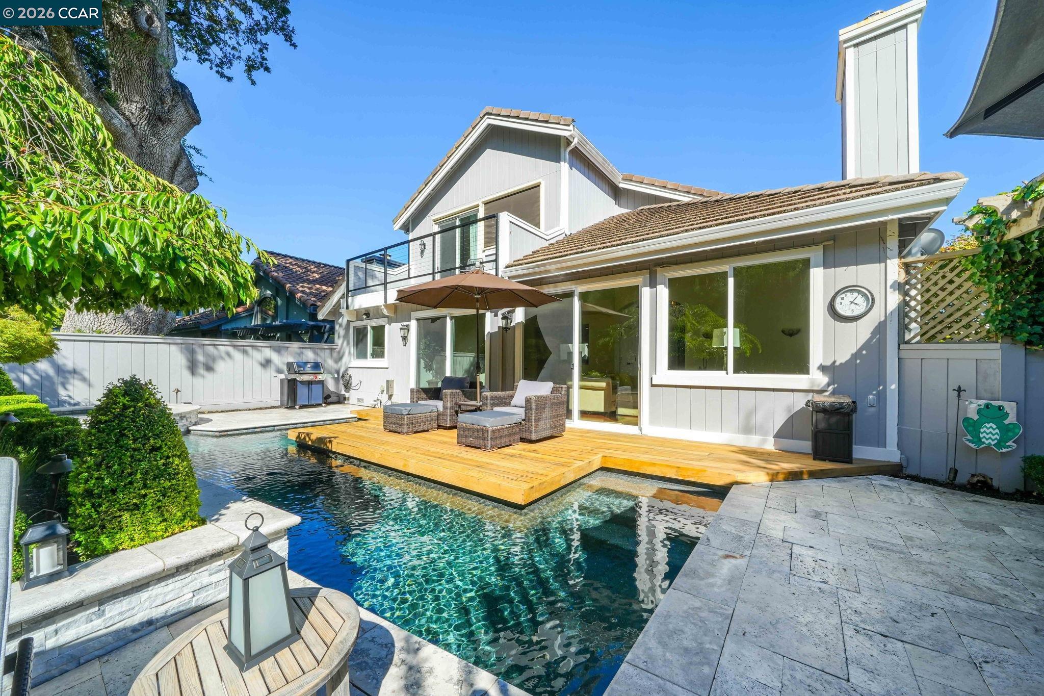 3058 Live Oak Ct