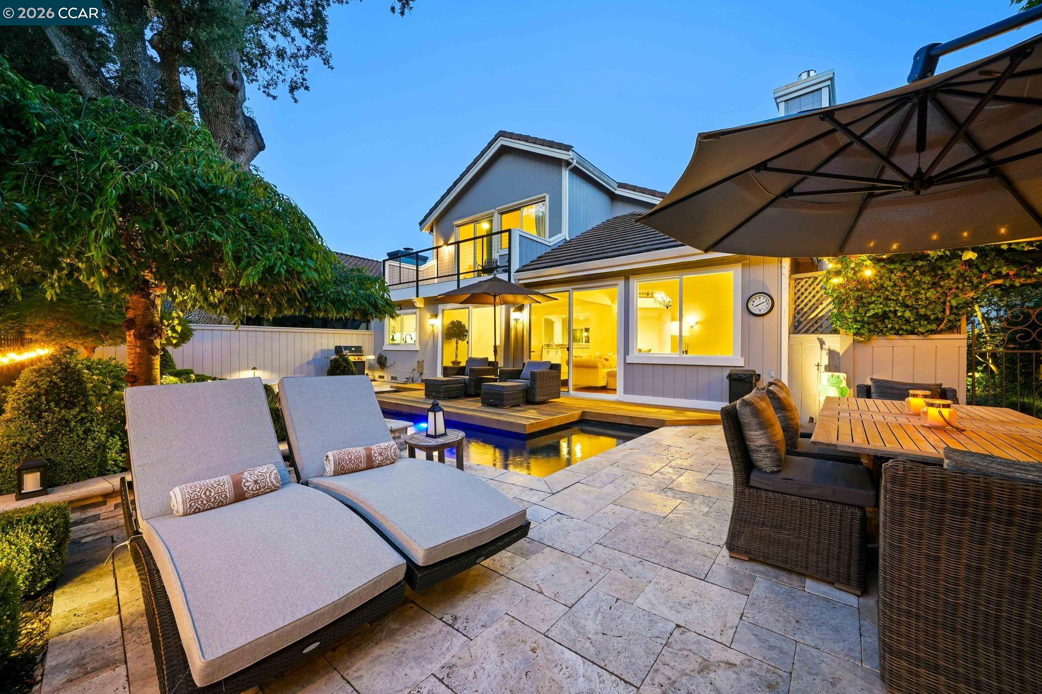 3058 Live Oak Ct