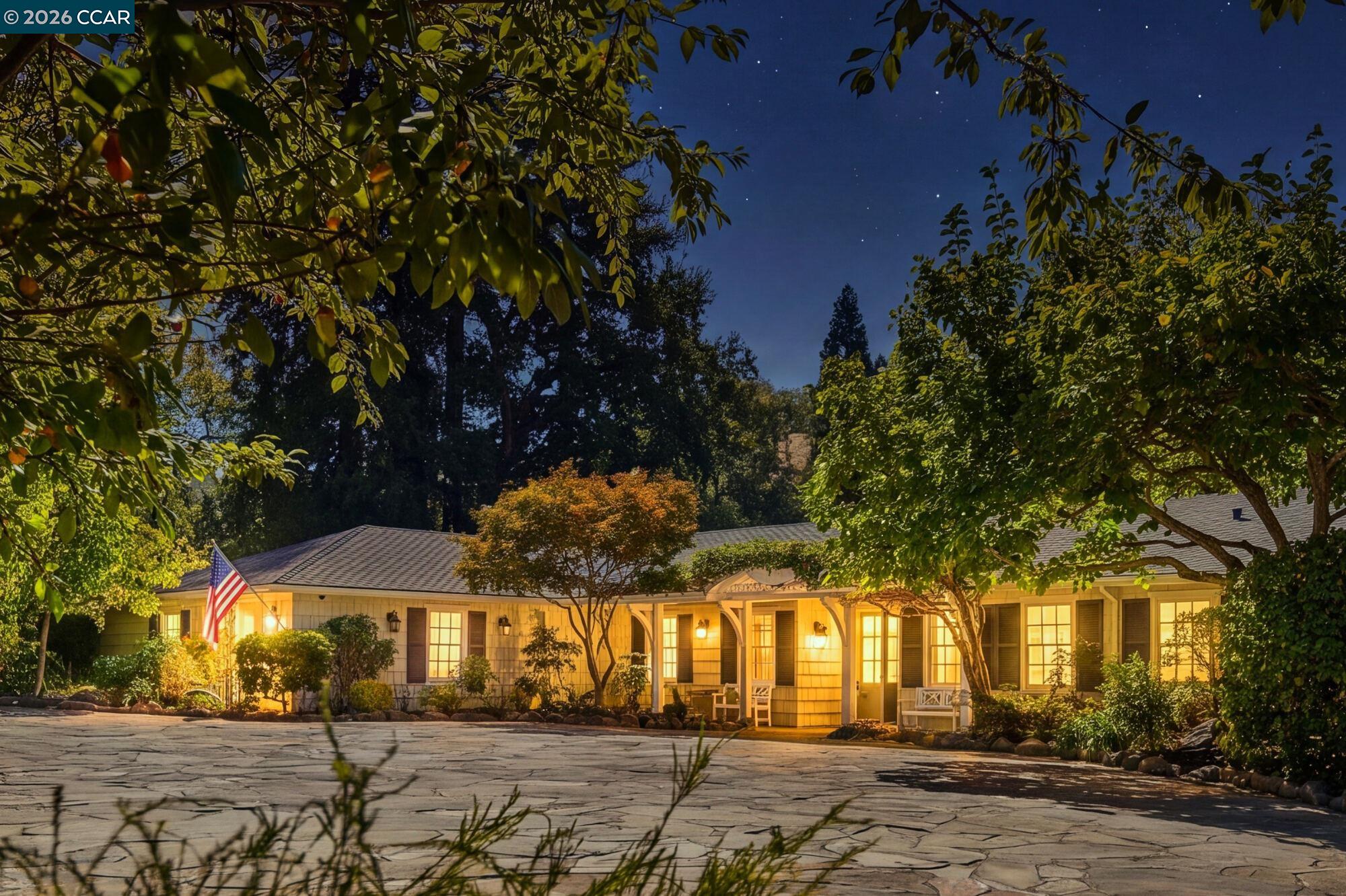 1720 Alameda Diablo
