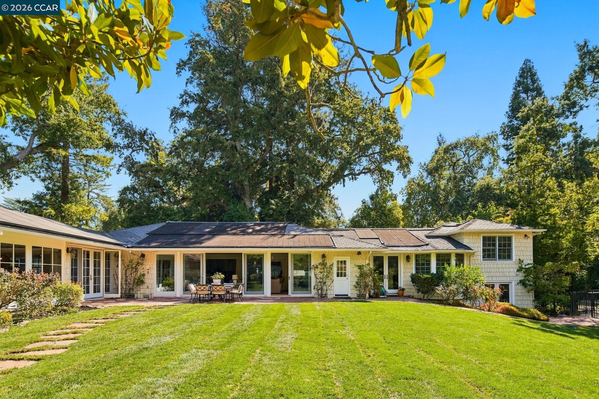 1720 Alameda Diablo