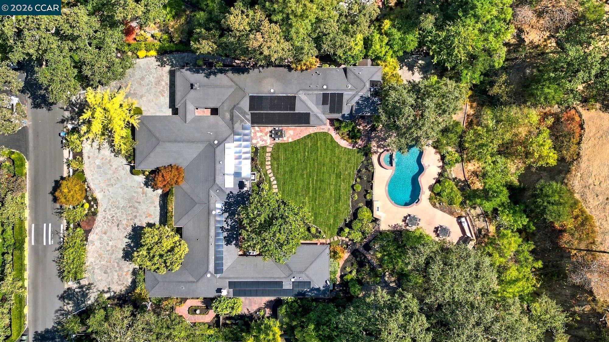 1720 Alameda Diablo