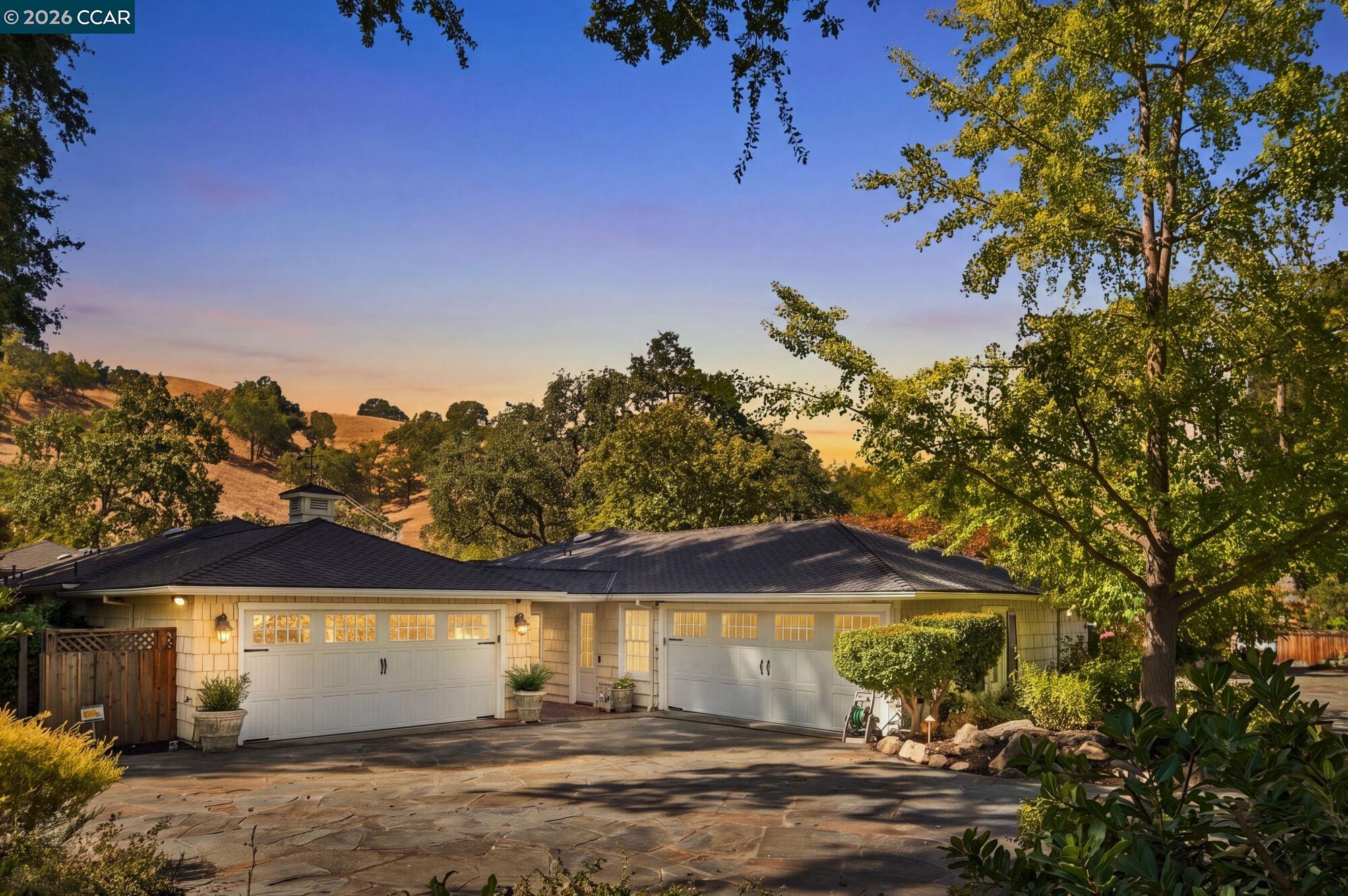 1720 Alameda Diablo