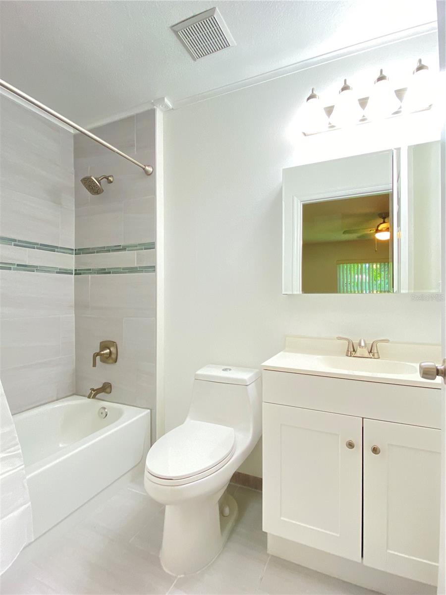 13724 RIVERPATH GROVE DR