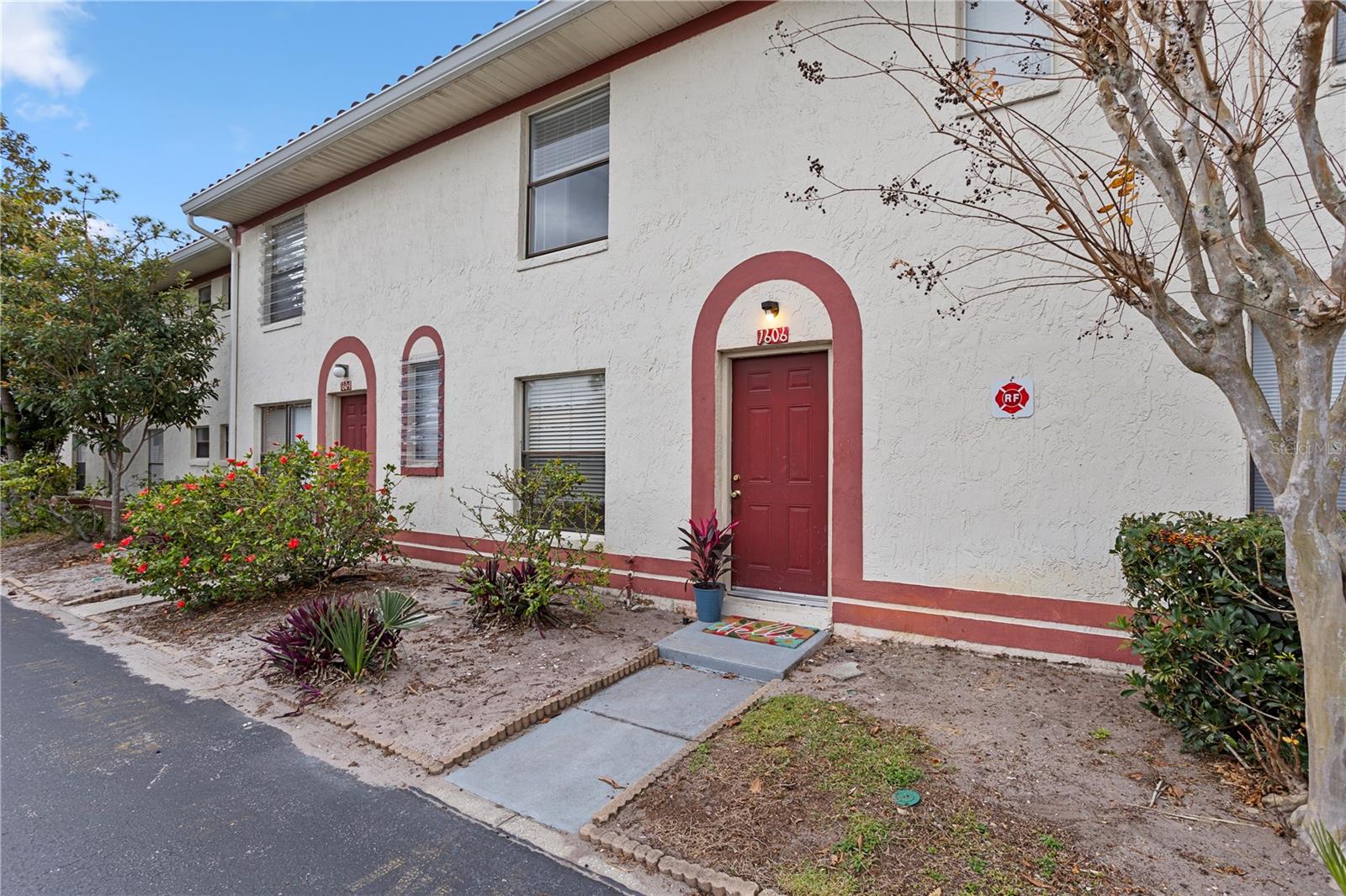 1606 SANDY POINT SQ #53