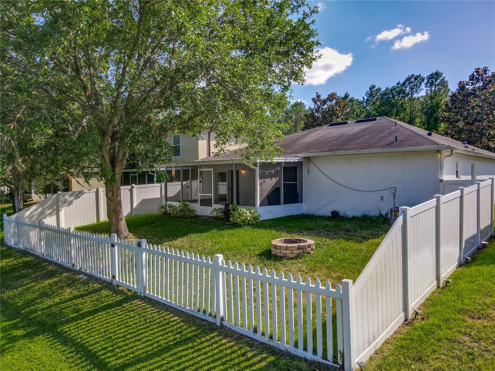 16332 CORNER LAKES DR