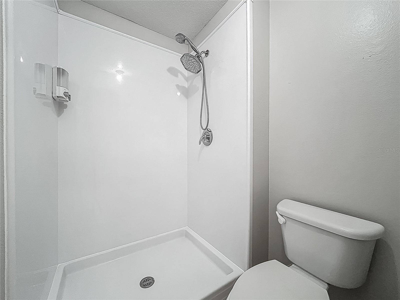 16332 CORNER LAKES DR