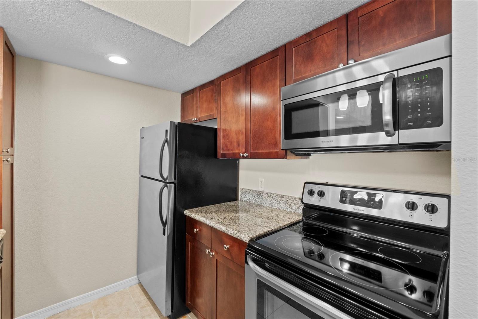 5160 CONROY RD #34