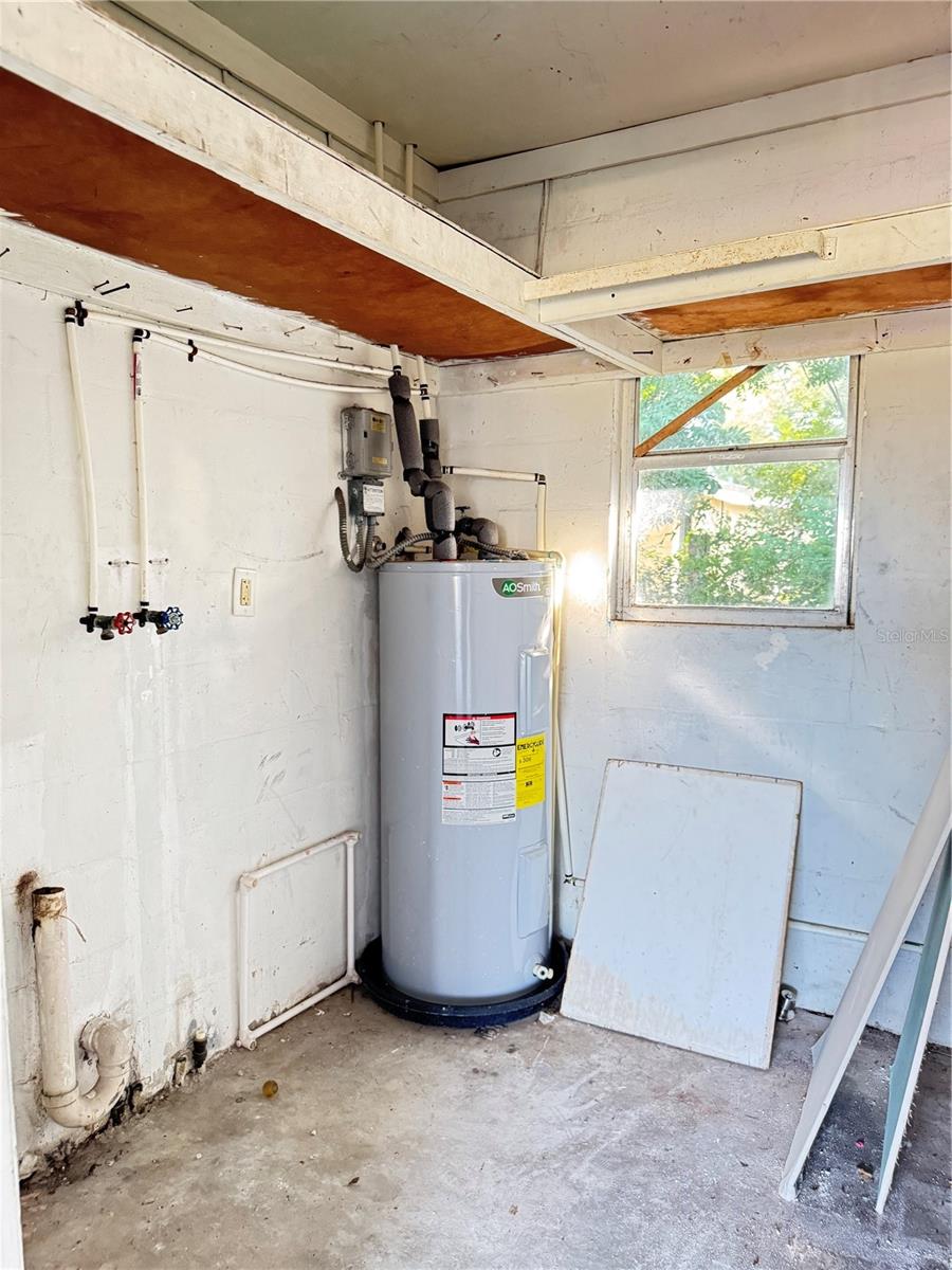 4883 N PINE HILLS RD #4881