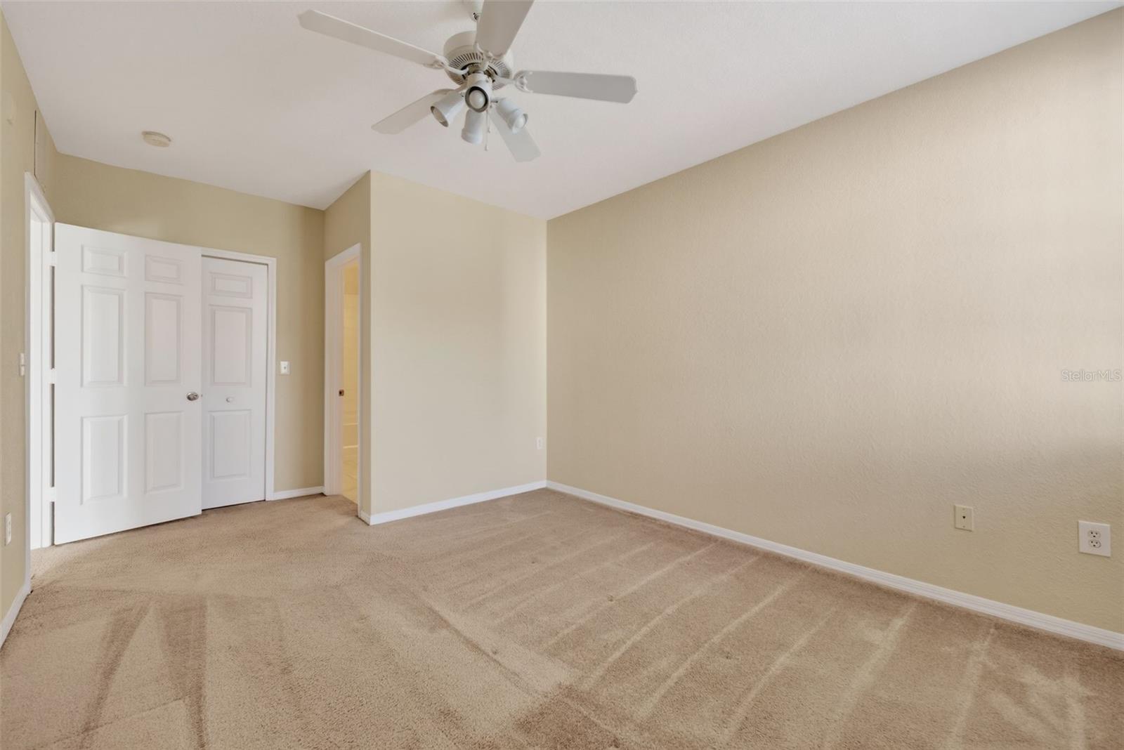 5550 E MICHIGAN ST #1216