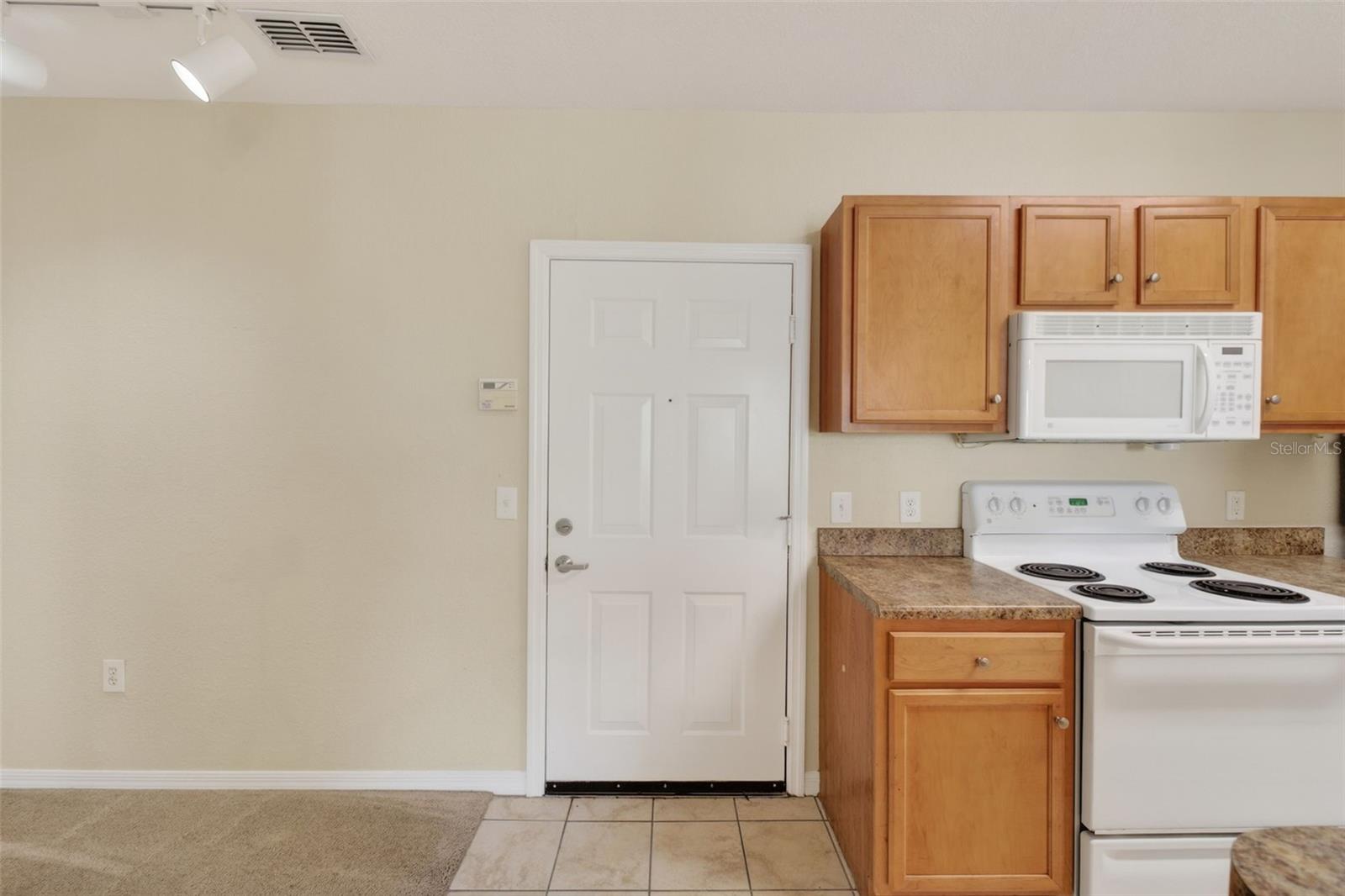 5550 E MICHIGAN ST #1216