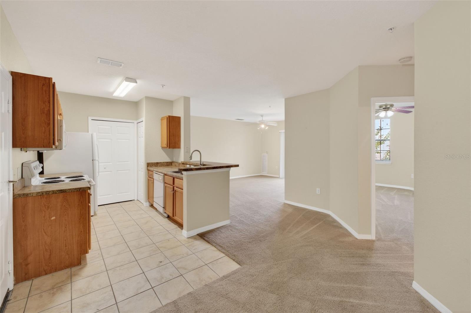 5550 E MICHIGAN ST #1216
