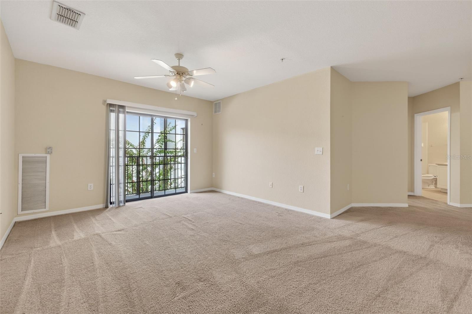 5550 E MICHIGAN ST #1216