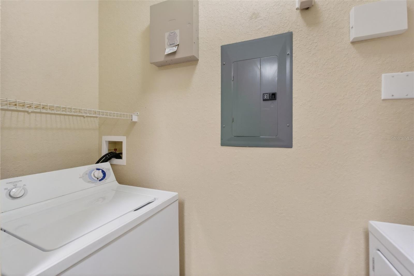 5550 E MICHIGAN ST #1216