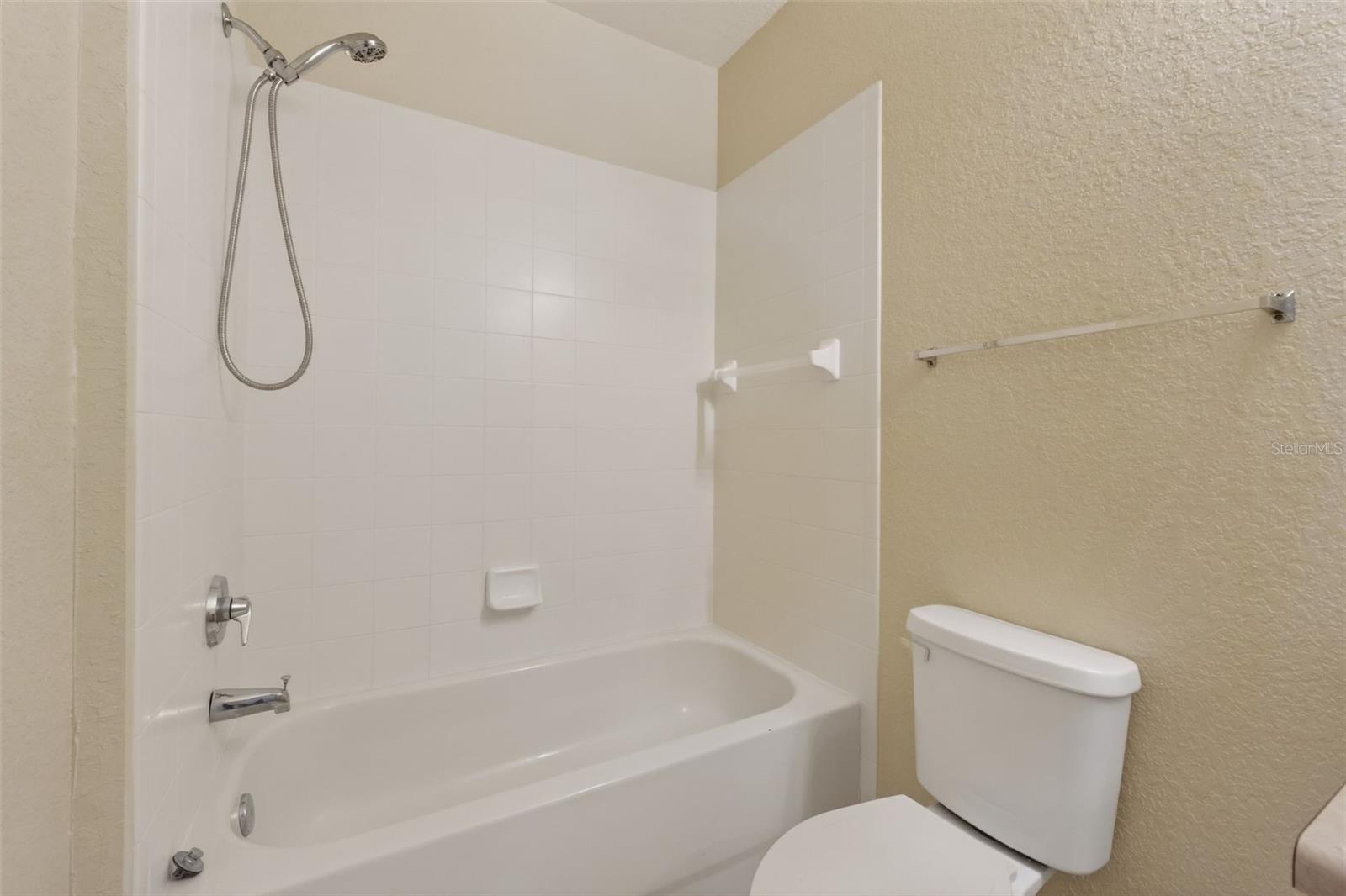 5550 E MICHIGAN ST #1216