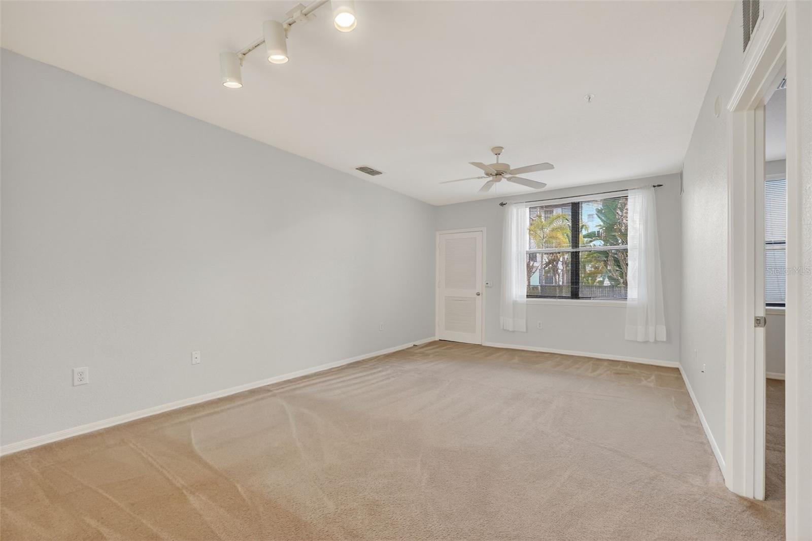 5550 E MICHIGAN ST #1104