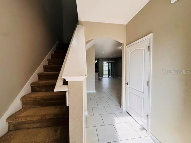 2832 WHITE ISLE LN
